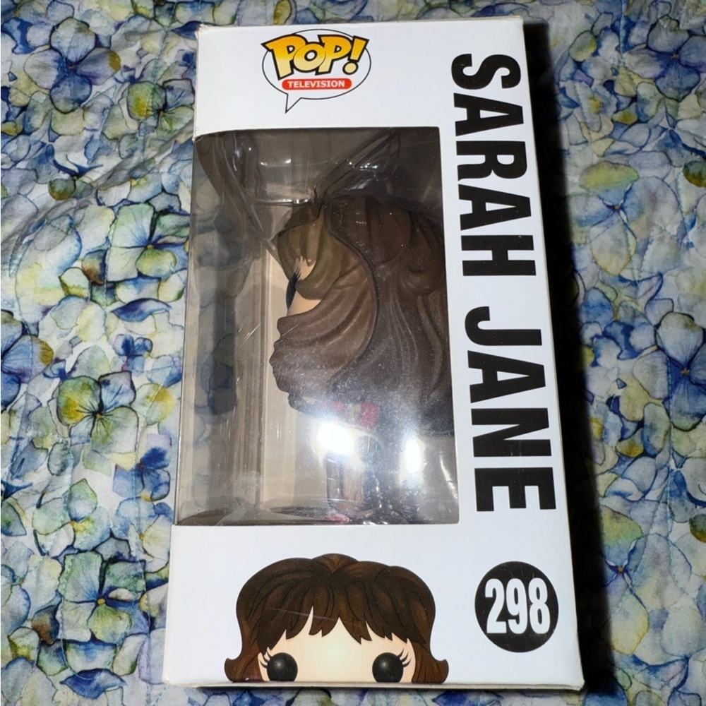 Funko Pop Doctor Who - Sarah Jane Vinyl Figure - Picture 2 of 8